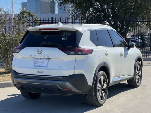 Certified 2023 Nissan Rogue SL w/ SL Premium Package image 3