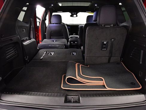 Used 2024 GMC Acadia AT4 w/ LPO, Floor Liner Package image 30