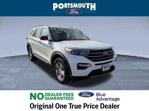 Used 2024 Ford Explorer XLT w/ Equipment Group 202A image 1