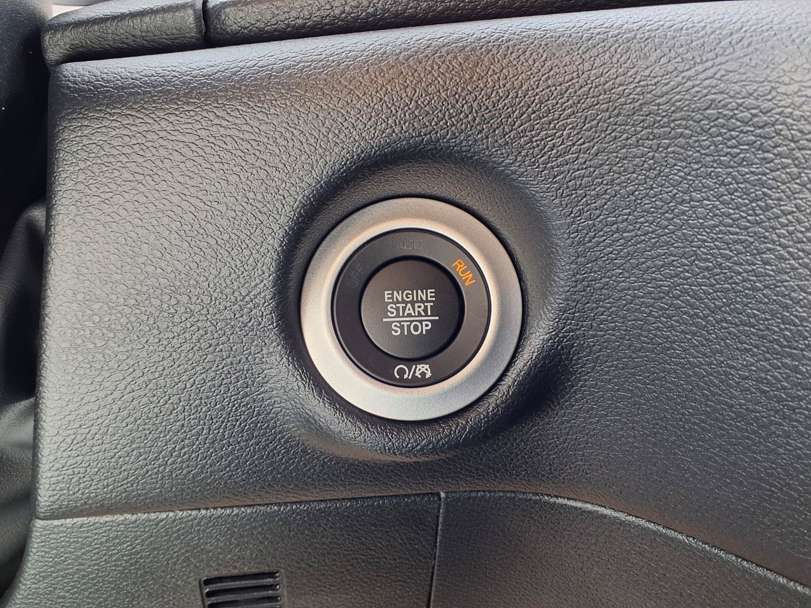 New 2027 Chrysler Pacifica Select FWD image 24