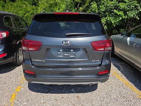 Used 2019 Kia Sorento EX FWD image 3