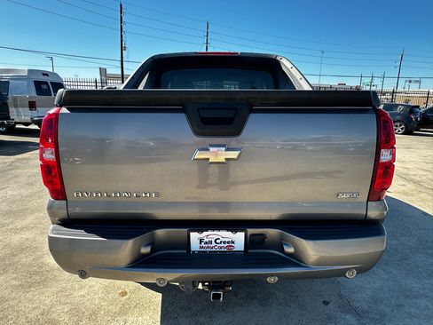 Used 2008 Chevrolet Avalanche LT w/ Convenience Package #1 image 4