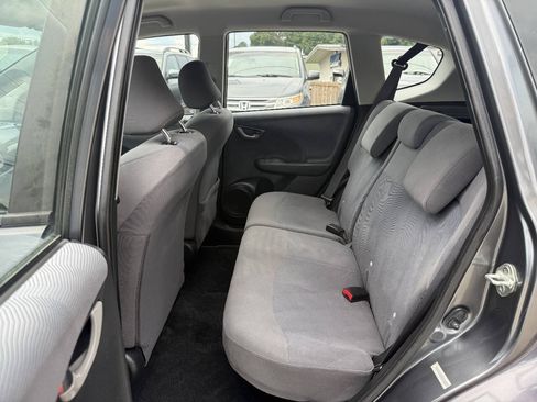 Used 2011 Honda Fit image 11