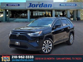 Used 2022 Toyota RAV4 XLE Premium image 1