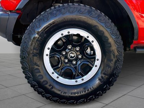Used 2023 Ford Bronco Badlands w/ Sasquatch Package image 10