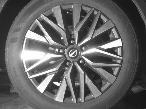 Used 2025 Nissan Altima 2.5 SV FWD image 15
