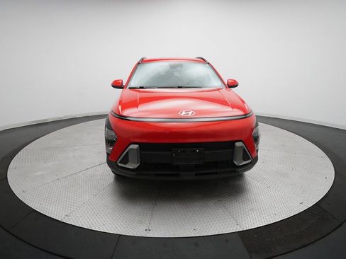 Used 2025 Hyundai Kona SEL image 11