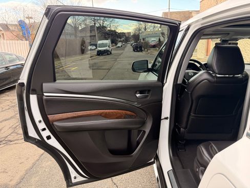 Used 2020 Acura MDX SH-AWD w/ Technology Package image 24