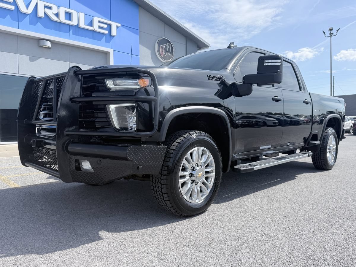 Used 2022 Chevrolet Silverado 2500 High Country w/ Z71 Off-Road Package AWD/4WD image 1