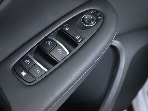 Certified 2025 INFINITI QX50 Pure image 23