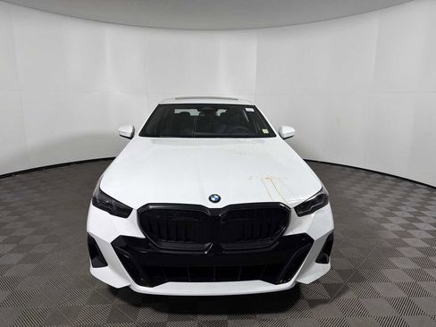 New 2026 BMW 530i xDrive w/ M Sport Package image 5