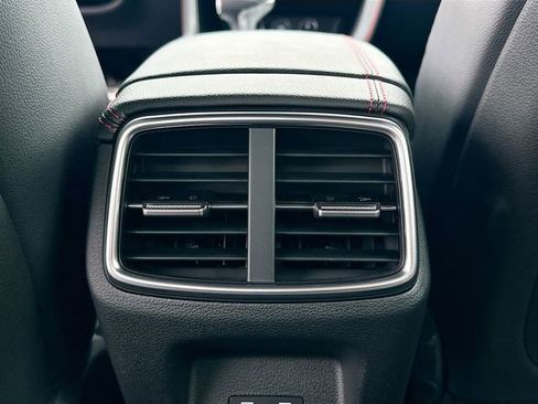 Used 2025 Genesis G70 2.5T w/ Sport Prestige Package image 18