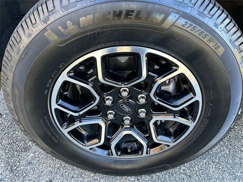 Used 2022 Ford F150 Lariat image 9