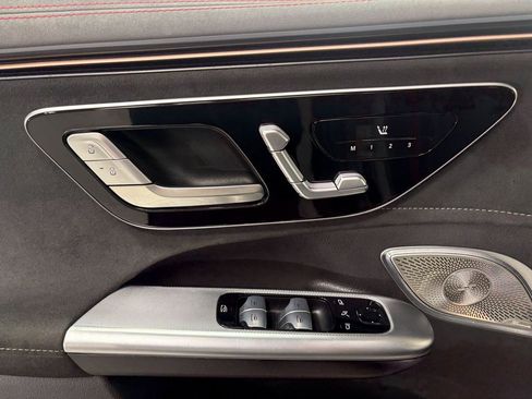 Used 2024 Mercedes-Benz EQE AMG 4MATIC SUV image 6