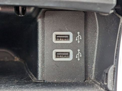 Certified 2017 Ford Edge Titanium w/ Equipment Group 301A image 36