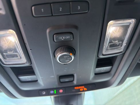 Used 2022 Chevrolet Tahoe Z71 AWD/4WD image 20