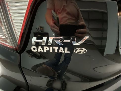 Used 2021 Honda HR-V Sport image 25