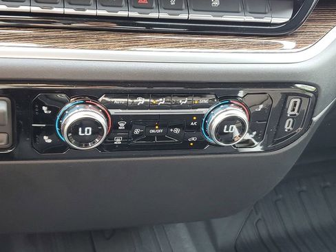 New 2026 GMC Sierra 2500 SLE w/ SLE Value Package; AWD/4WD image 34
