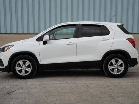 Used 2021 Chevrolet Trax LS w/ Tint and Cruise Package image 6