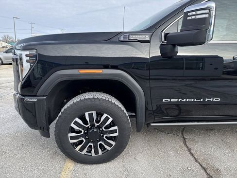 Certified 2024 GMC Sierra 2500 Denali Ultimate image 3