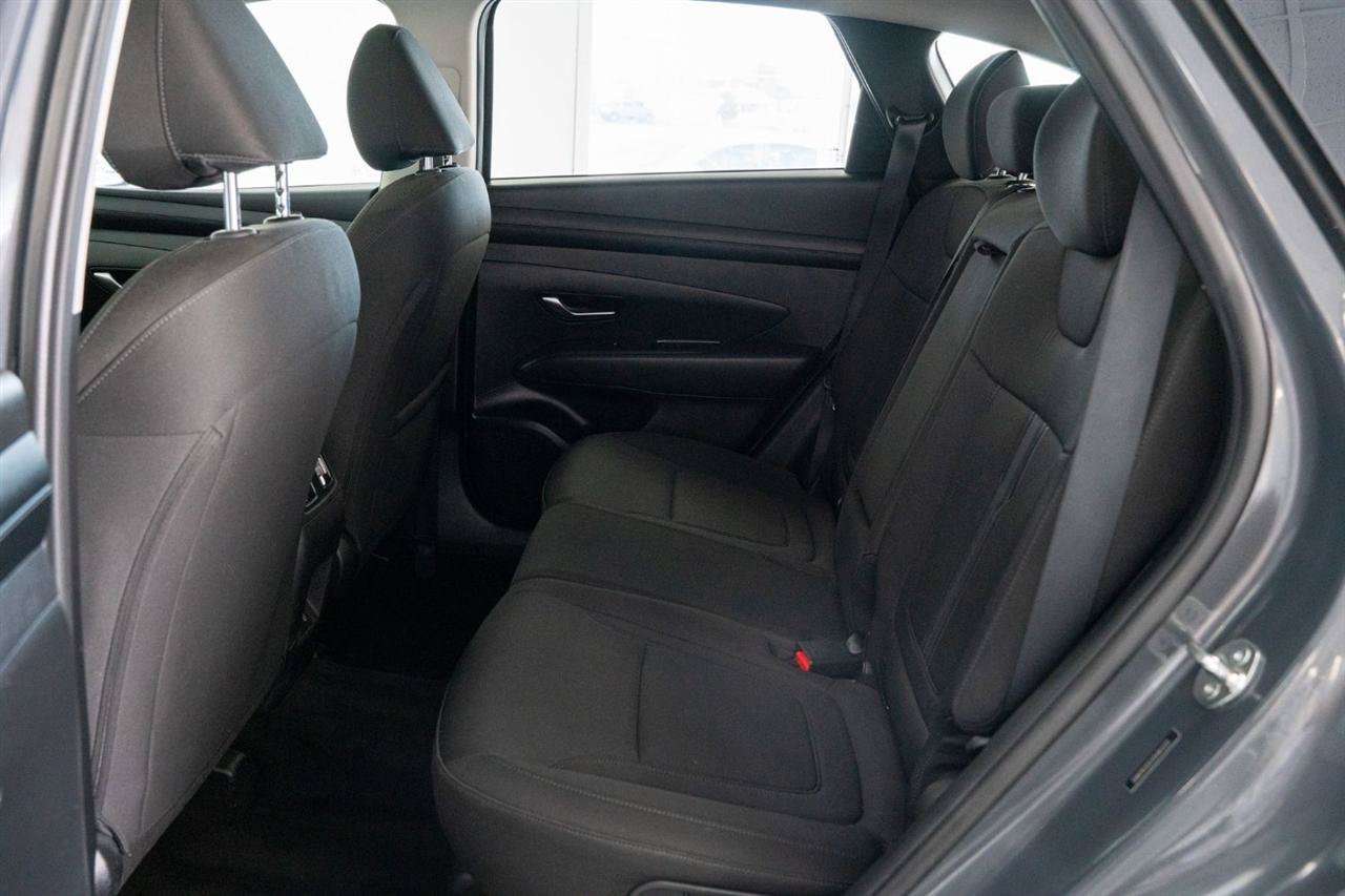 Used 2025 Hyundai Tucson SEL FWD image 17