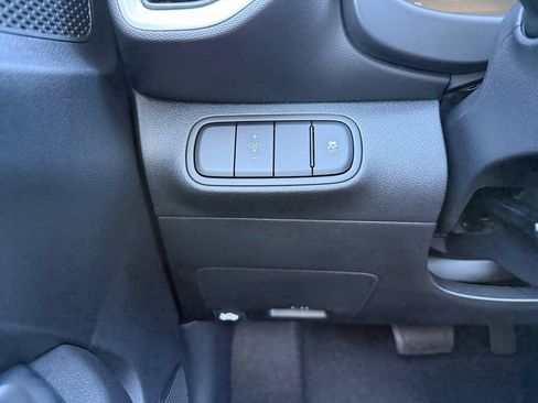 New 2026 Hyundai Venue SEL FWD image 25