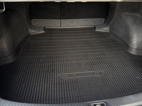 Certified 2025 Toyota Corolla SE image 19