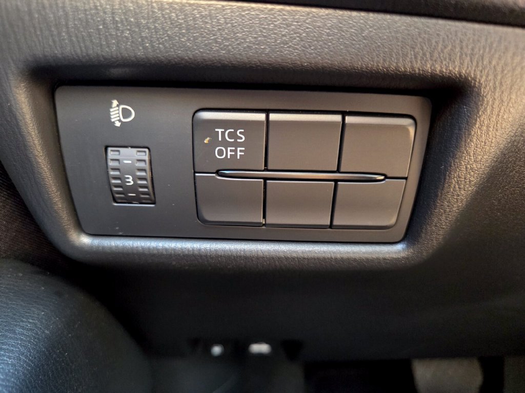 Used 2019 MAZDA CX-5 Sport FWD image 12