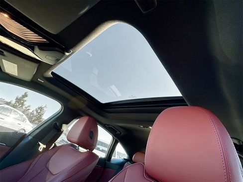 Certified 2023 BMW i4 eDrive35 image 22