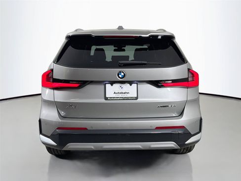 New 2026 BMW X1 xDrive28i w/ Technology Package AWD/4WD image 11