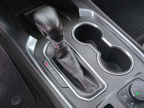 Used 2022 Chevrolet Traverse LT w/ LPO, Cargo Package image 35