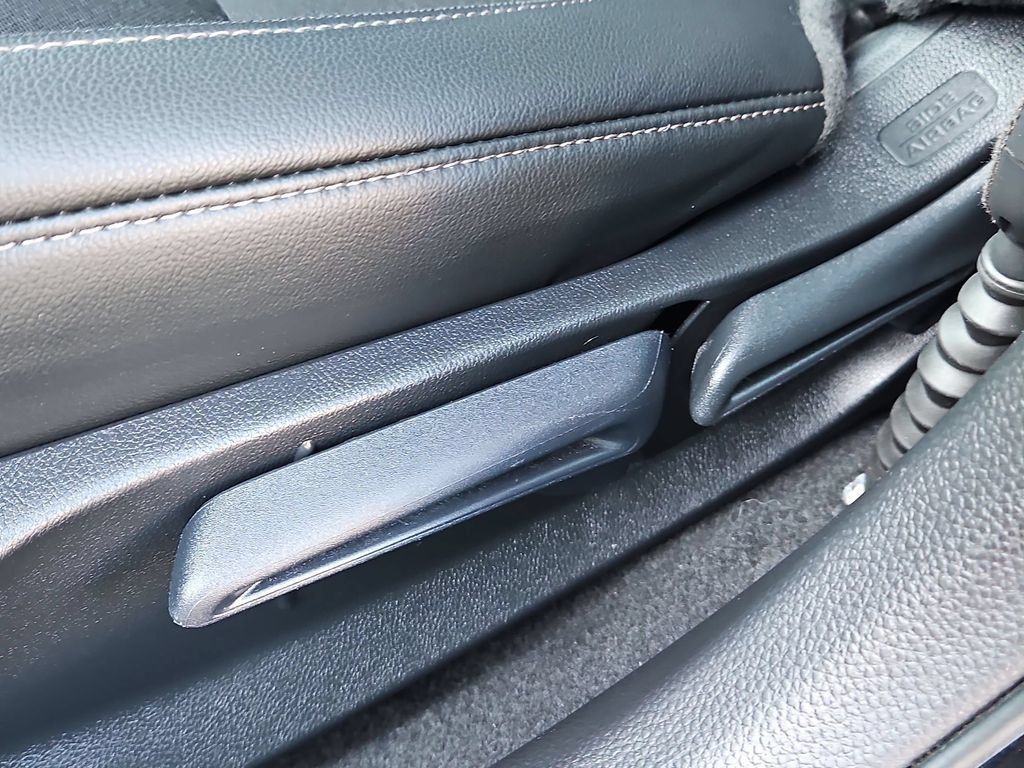 Used 2025 Honda Civic Sport image 14