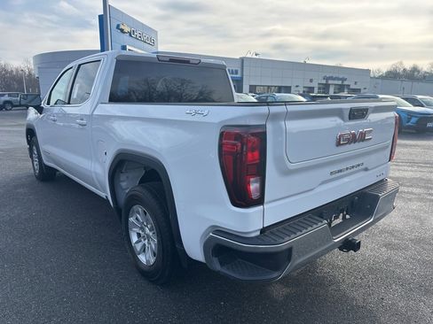 Used 2024 GMC Sierra 1500 SLE image 7