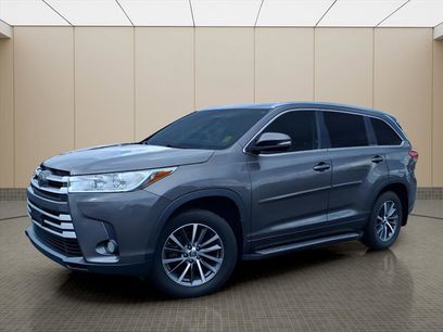 Used 2018 Toyota Highlander XLE