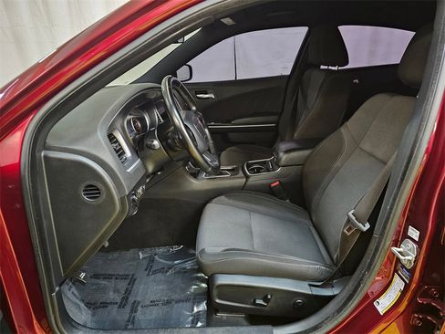 Used 2020 Dodge Charger SXT image 21