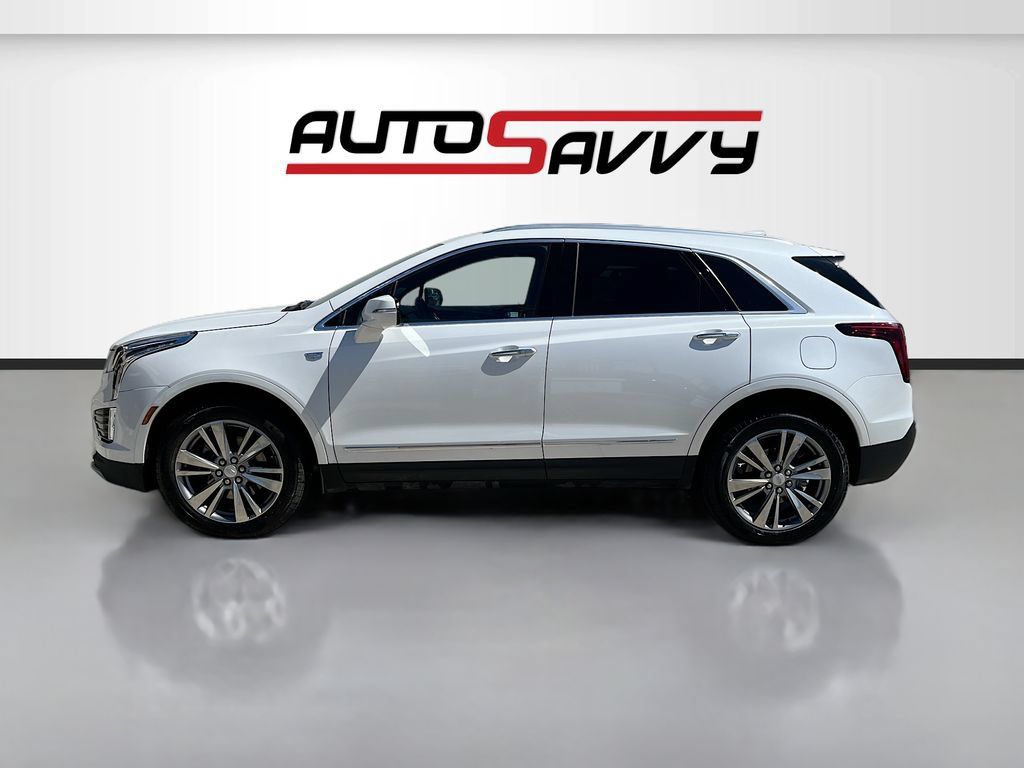 Used 2024 Cadillac XT5 Premium Luxury w/ LPO, Floor Liner Package AWD/4WD image 4