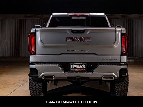Used 2024 GMC Sierra 1500 Denali AWD/4WD image 8