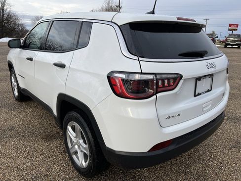 Used 2023 Jeep Compass Sport image 3