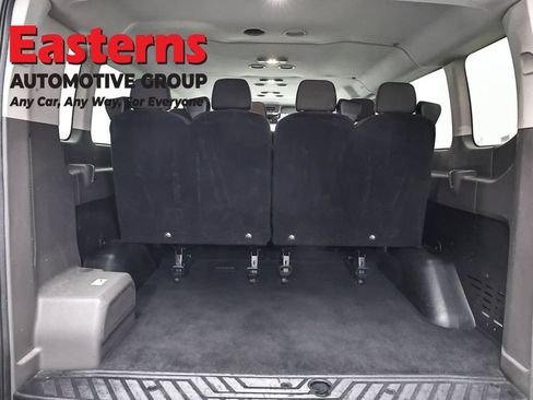 Used 2023 Ford Transit 350 XLT RWD image 9