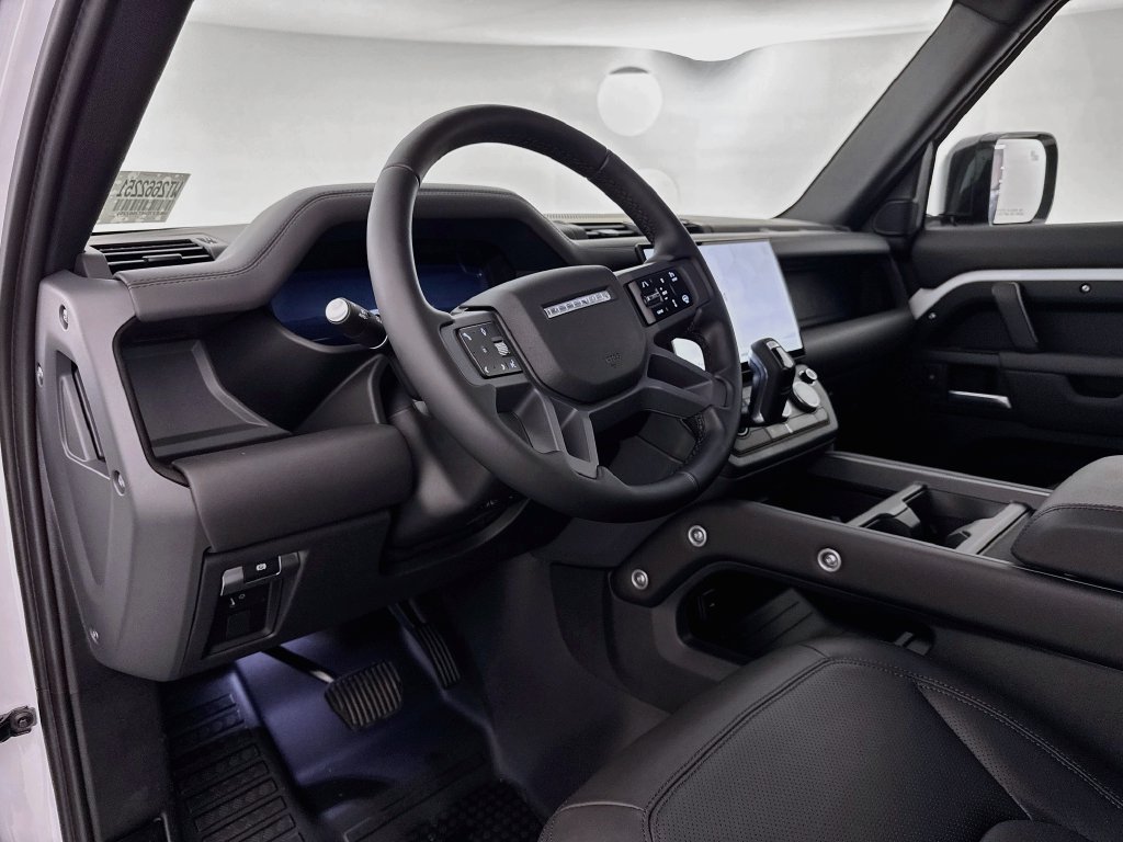 New 2026 Land Rover Defender 110 X-Dynamic SE AWD/4WD image 9