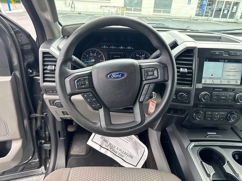 Used 2018 Ford F250 XLT w/ XLT Premium Package AWD/4WD image 15