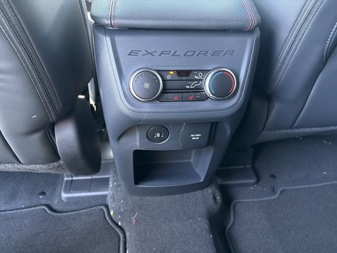 New 2026 Ford Explorer ST-Line AWD/4WD image 24