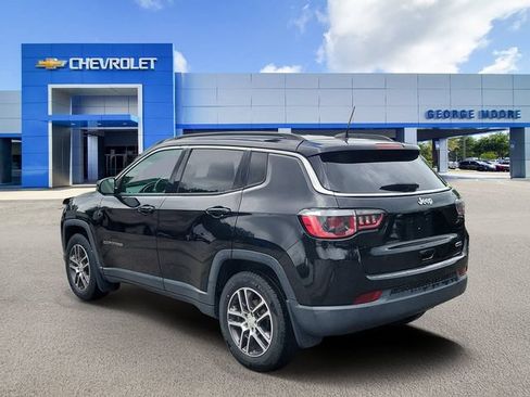 Used 2018 Jeep Compass Latitude w/ Popular Equipment Group FWD image 3
