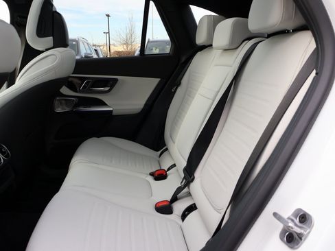 Certified 2026 Mercedes-Benz GLC 300 4MATIC image 13