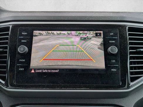 Used 2023 Volkswagen Atlas SE FWD image 12