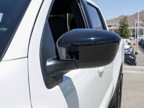 New 2026 Nissan Frontier SV w/ SV Convenience Package RWD image 12
