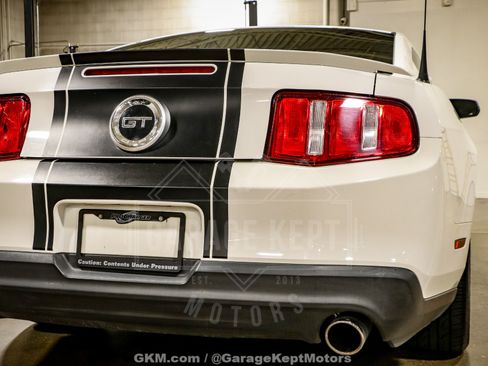 Used 2010 Ford Mustang GT RWD image 42