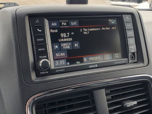 Used 2014 Dodge Grand Caravan R/T w/ Driver Convenience Group image 16