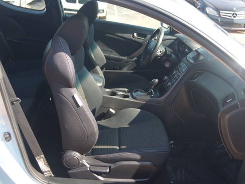 Used 2011 Hyundai Genesis 2.0T image 20