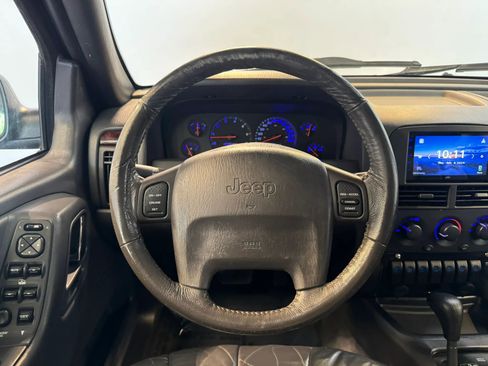 Used 2000 Jeep Grand Cherokee Laredo AWD/4WD image 12
